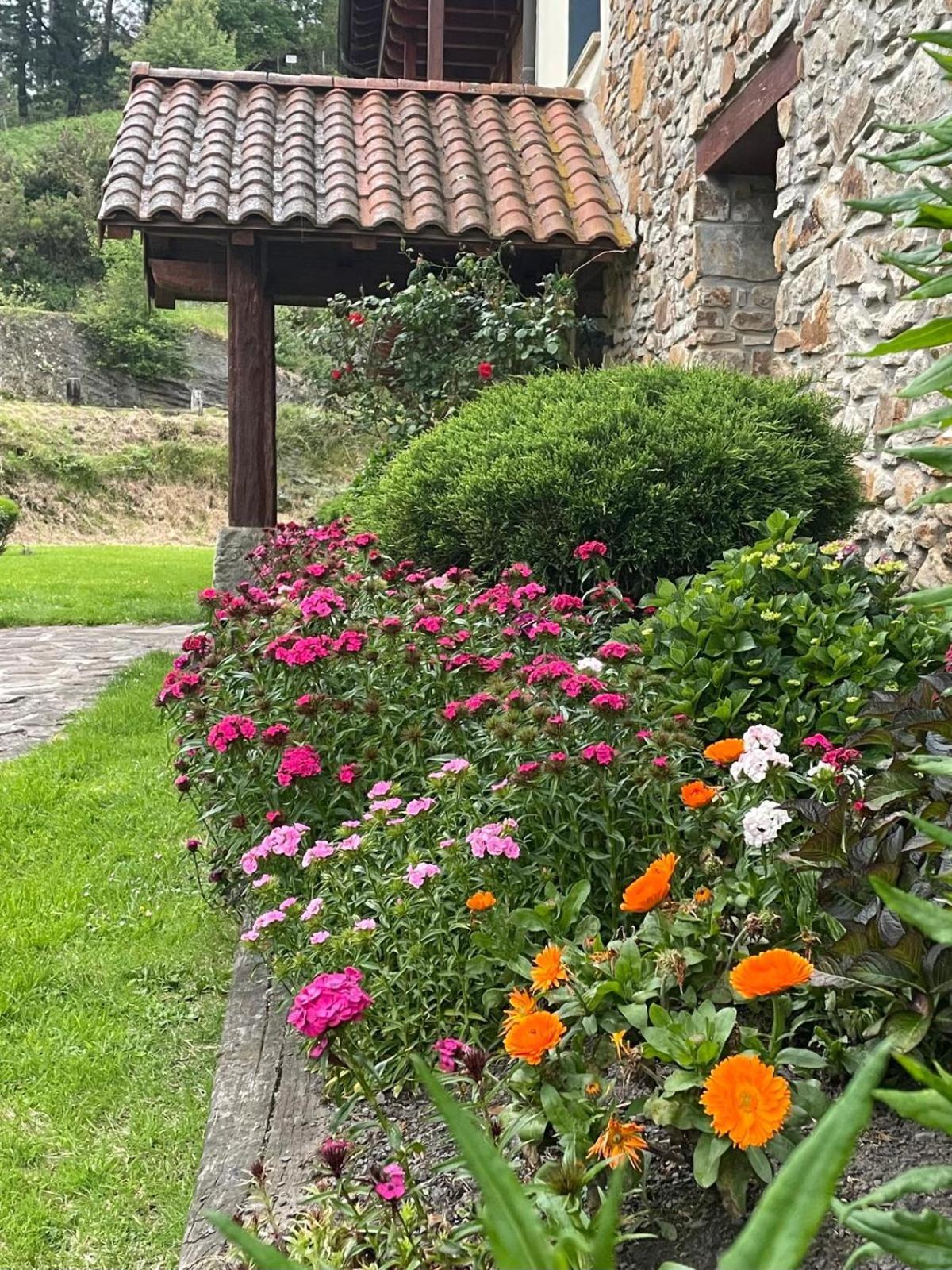 Hotel-Apartamento Rural Atxurra Bermeo Exterior photo