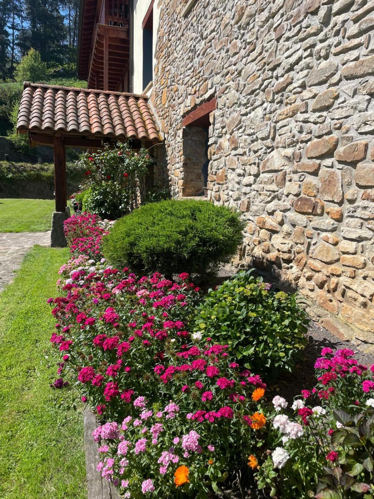 Hotel-Apartamento Rural Atxurra Bermeo Exterior photo