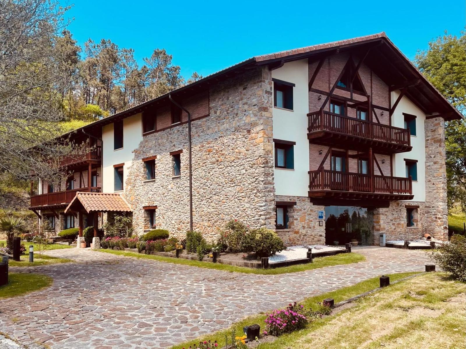 Hotel-Apartamento Rural Atxurra Bermeo Exterior photo